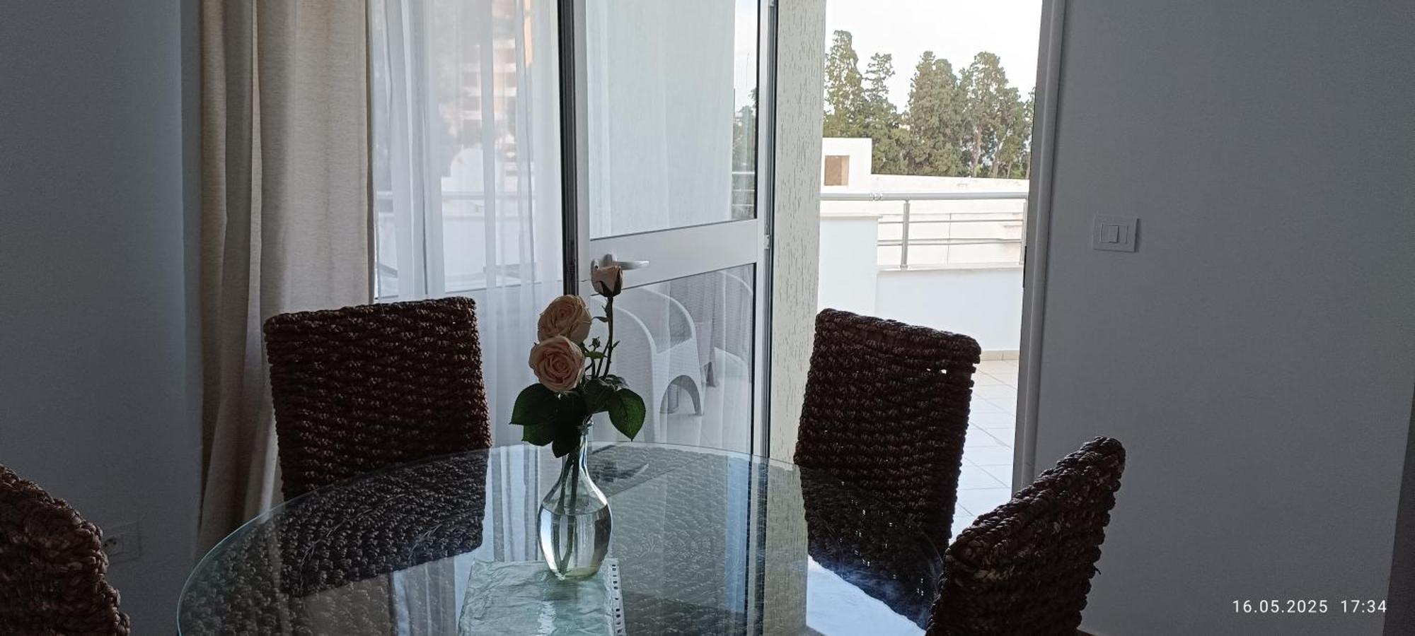 Residence Debbabi Sans Coupure D'Eau Monastir Exterior photo
